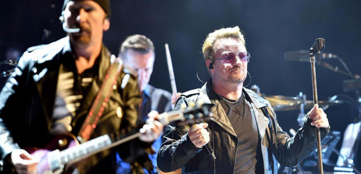 U2 rock grubundan Ukraynalılara moral konseri