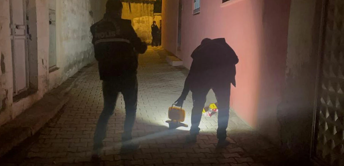 Vicdansızlığın böylesi! Sokak ortasında doğurduğu bebeğini poşete koyup terk etti
