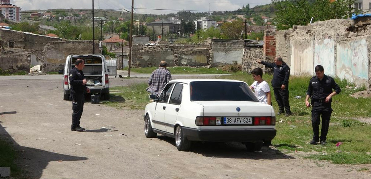 Ekipler kaçan H.K.’yı yakalamak için çalışma başlattı.