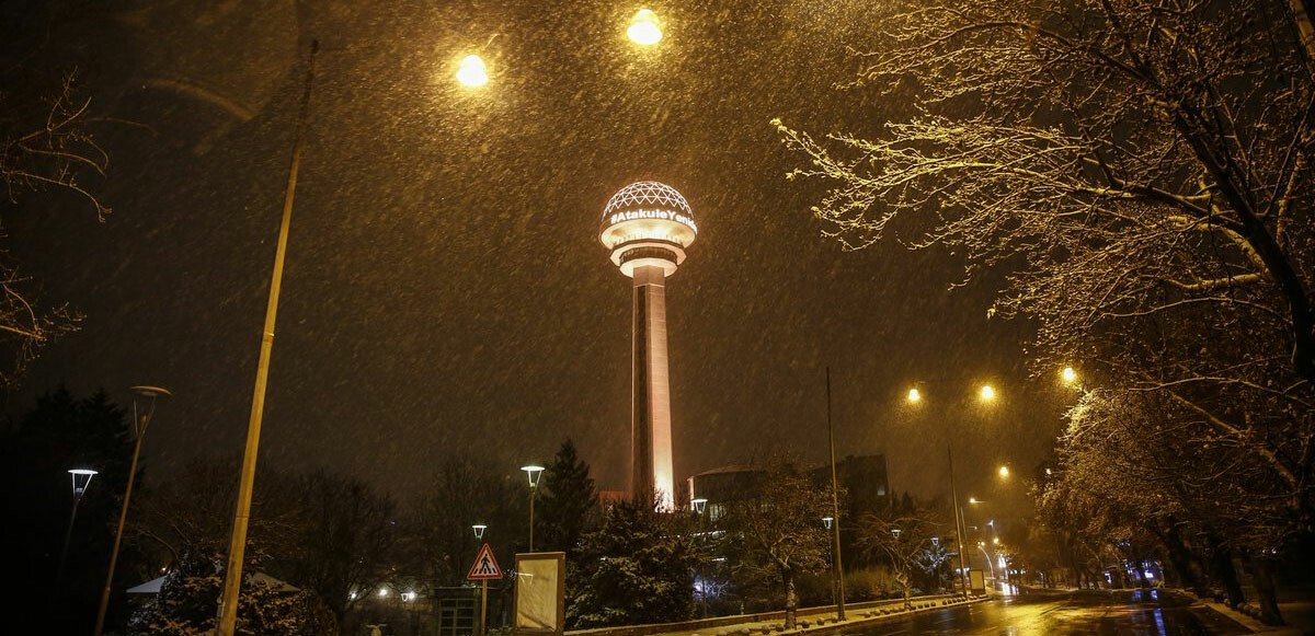 Ankara'da bugün öğleden sonra beklenen soğuk hava dalgası, hafta sonuna kadar etkisini gösterecek.