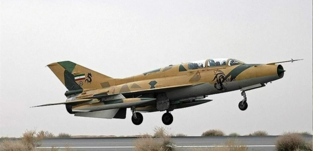 F-7 savaş uçağı İran&#039;da düştü: 2 kişi öldü