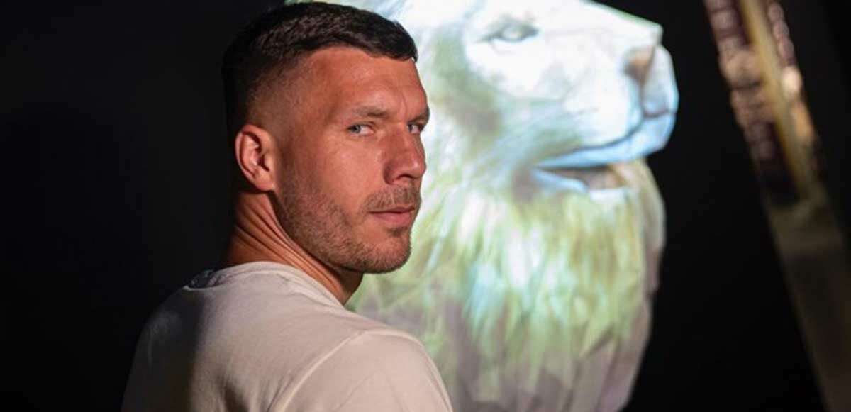 Lukas Podolski: Geri döndüğüm için mutluyum