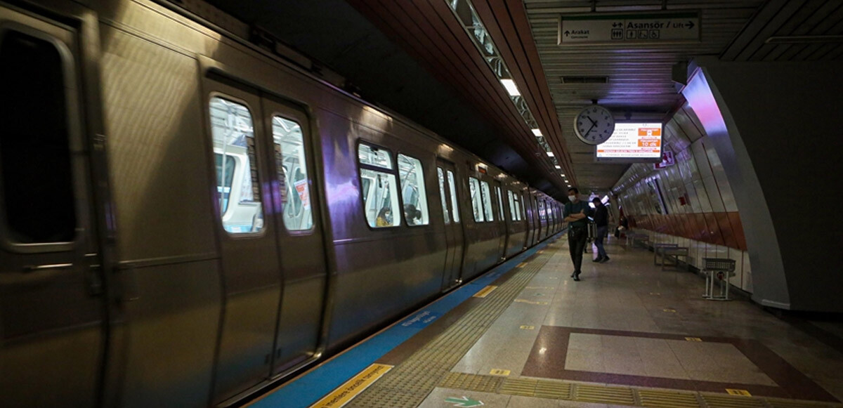 Yenikapı-Atatürk Havalimanı metro hattı seferleri aksadı
