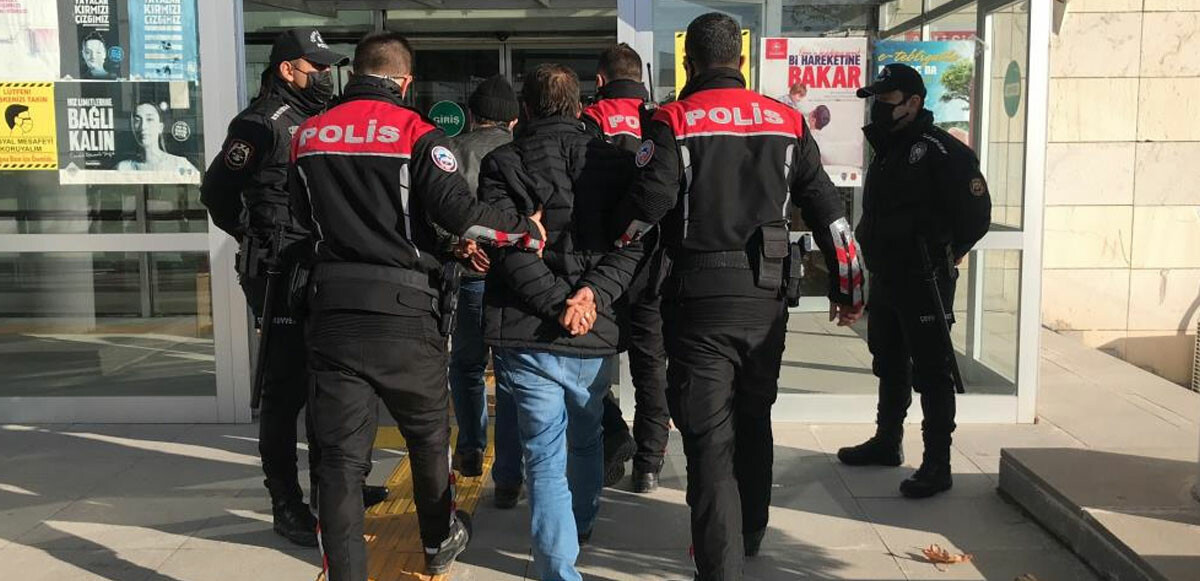 18 yıllık cinayetteki vahşet adli tıp raporunda: Bıçakladılar, boğdular, cesedini parça parça gömdüler