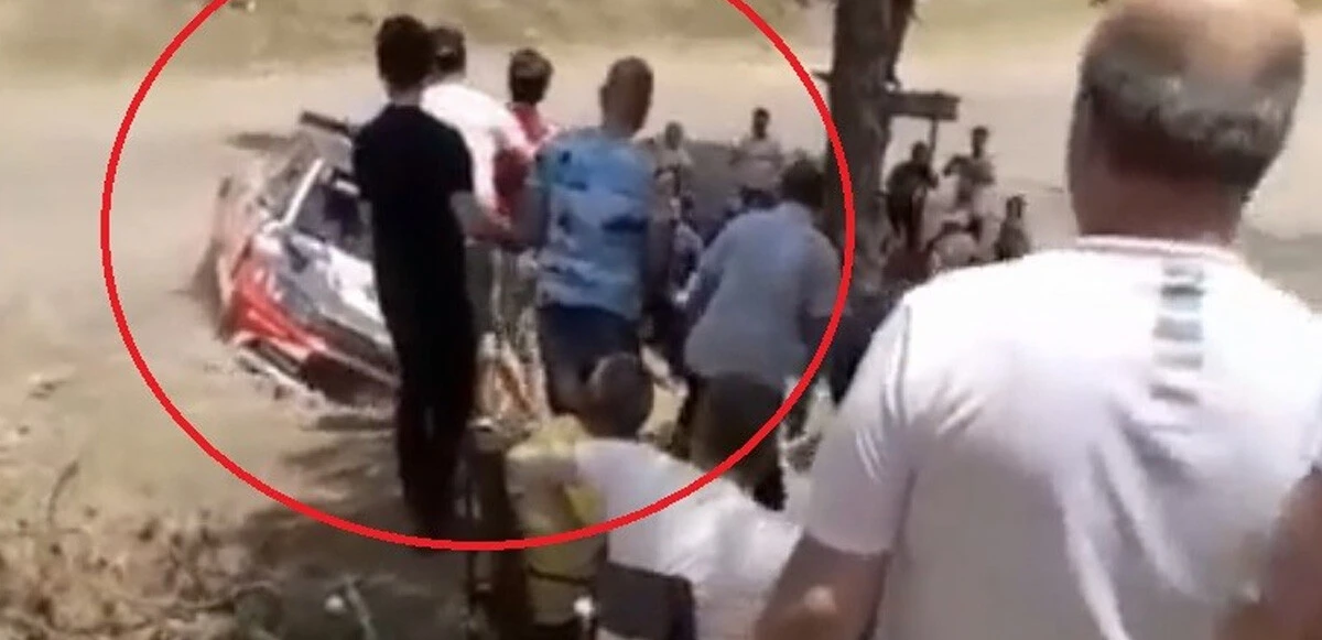 Rallide seyircilerin arasına daldı, facia böyle teğet geçti