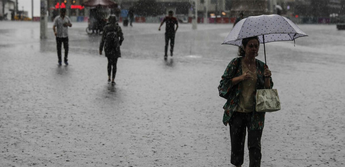 Meteoroloji’den ‘kırkikindi yağışları’ uyarısı: Gök gürültülü ve şiddetli sağanak günlerce sürecek