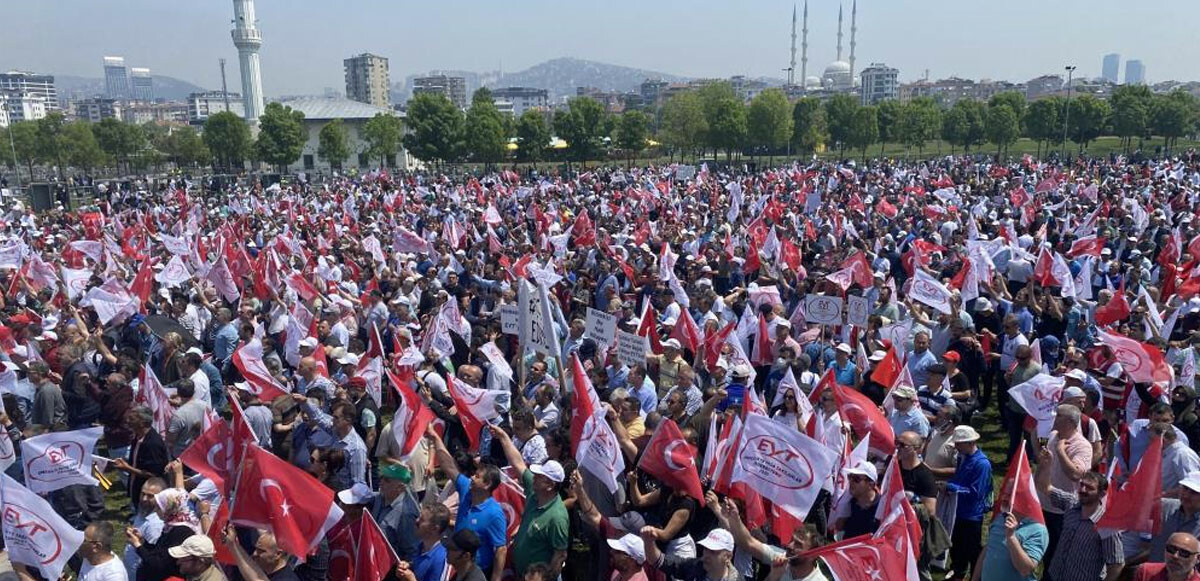 EYT için çizilen 5 adımlı rotada, kimlerin yararlanacağı, emeklilik için şartlar, mali boyut, uygulama usulleri ve Meclis çalışmaları bulunuyor.