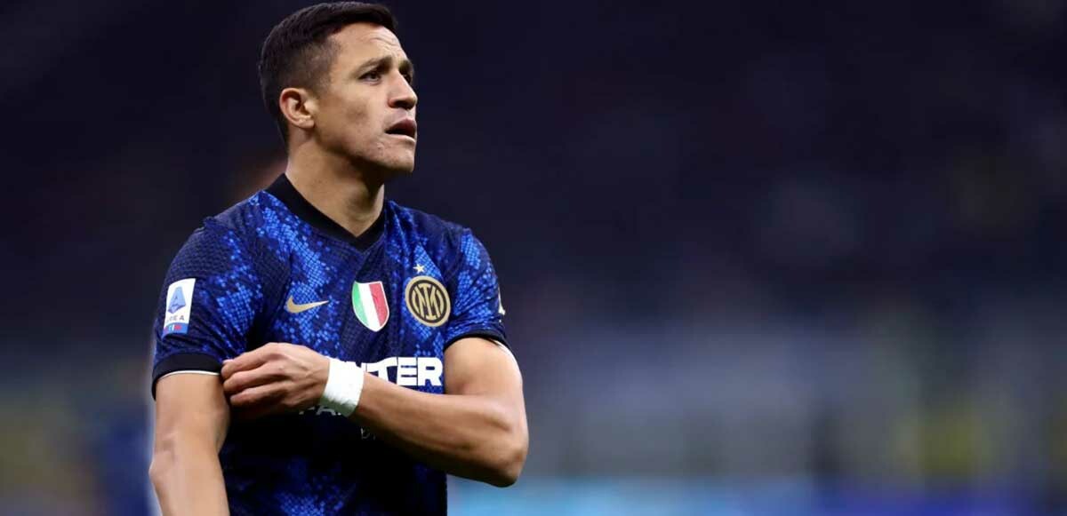 Galatasaray&#039;dan Alexis Sanchez hamlesi: Menajeri İstanbul&#039;a geliyor!