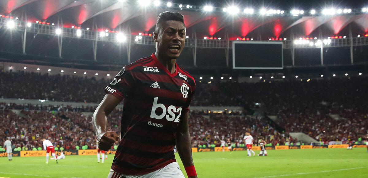 Bruno Henrique, Flamengo formasıyla bir önceki sezon çıktığı 24 lig maçında 11 gol, 5 asistlik performans sergiledi 16 gole katkıda bulundu