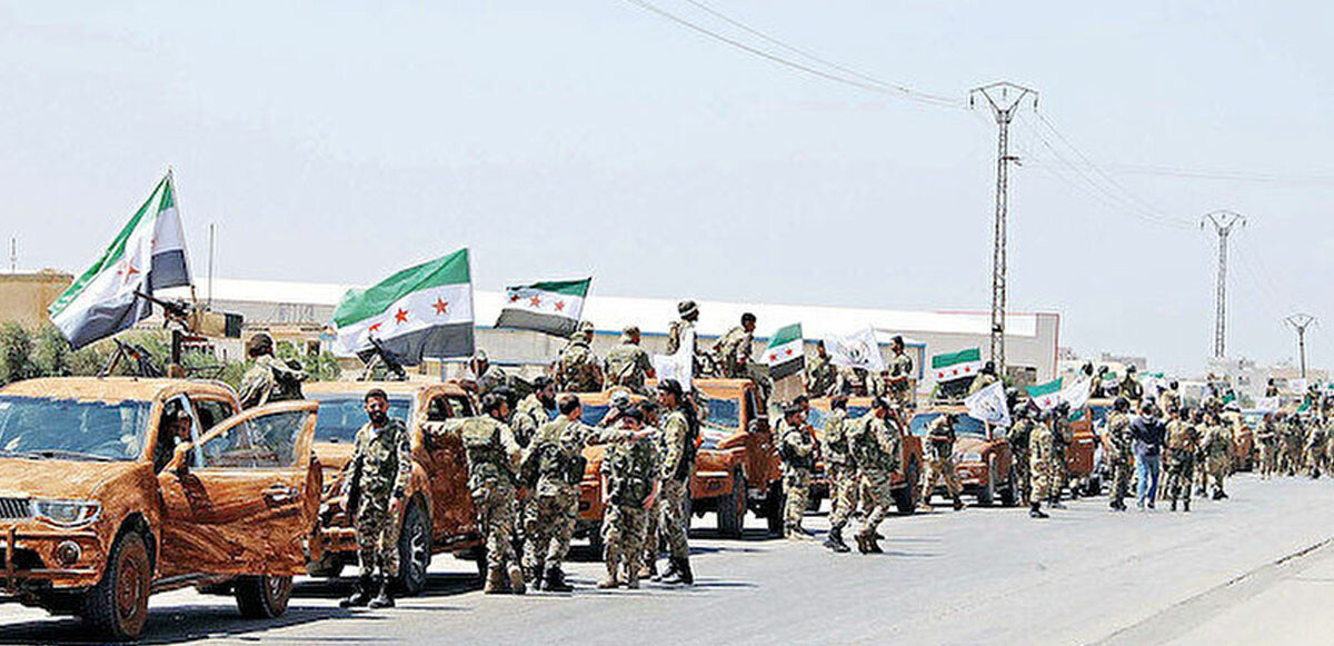 Mehmetçik’in yanında cephede yer alacak Suriye Milli Ordusu’na (SMO) bağlı askerler dün Azez’de toplandı.