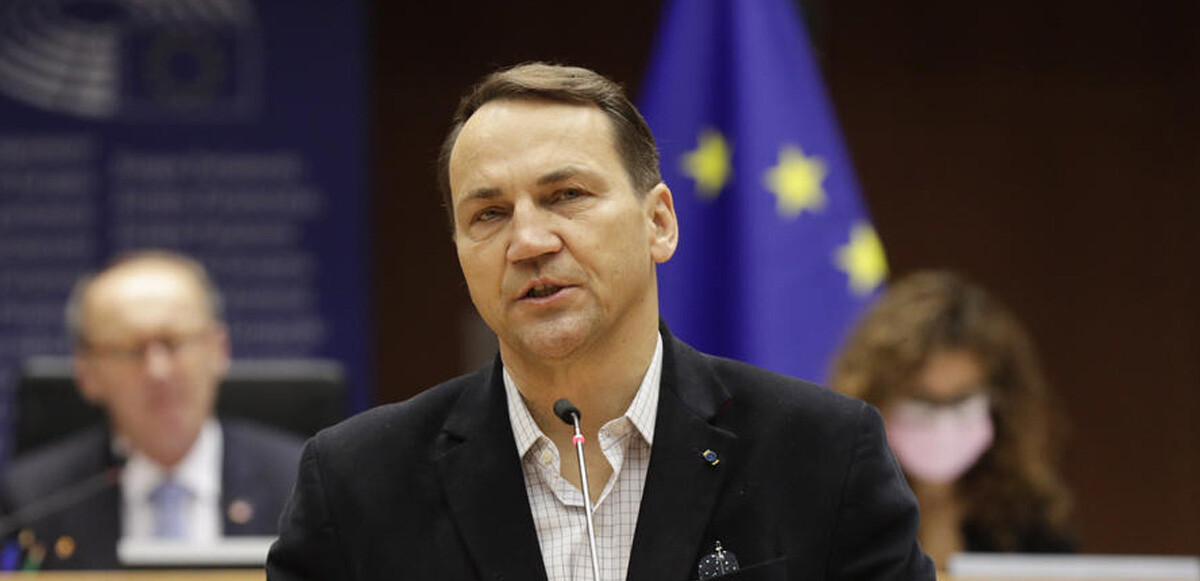 Avrupa Parlamentosu milletvekili Sikorski&#039;den gerilimi arttıracak öneri: Ukrayna&#039;ya nükleer silah verilmeli