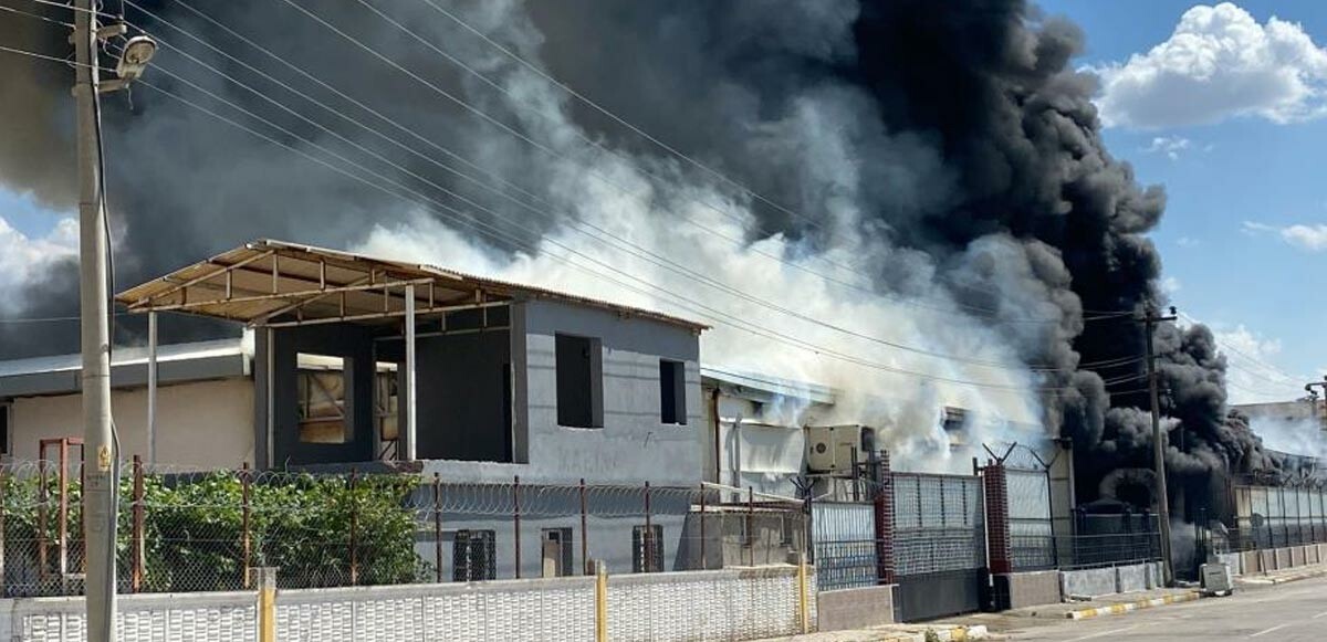 Diyarbakır’da fabrikada yangın: Alevler her yeri sardı, yaralılar var