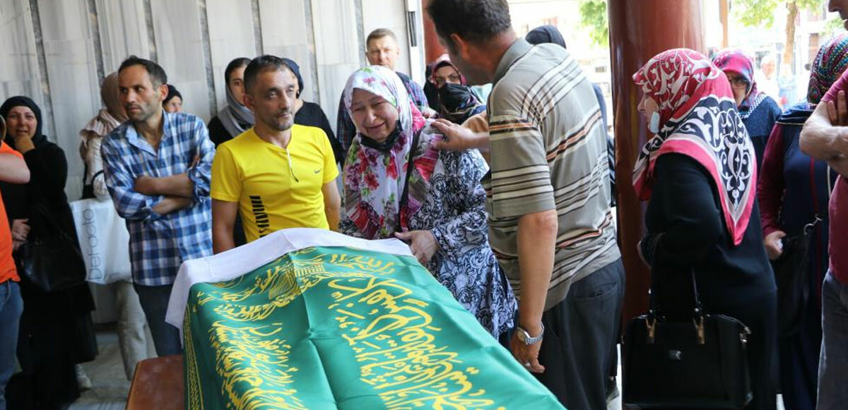 Eşini döverek öldüren caninin annesi gözyaşları içinde eski işkenceleri anlattı: Benim öyle bir oğlum yok, gebersin