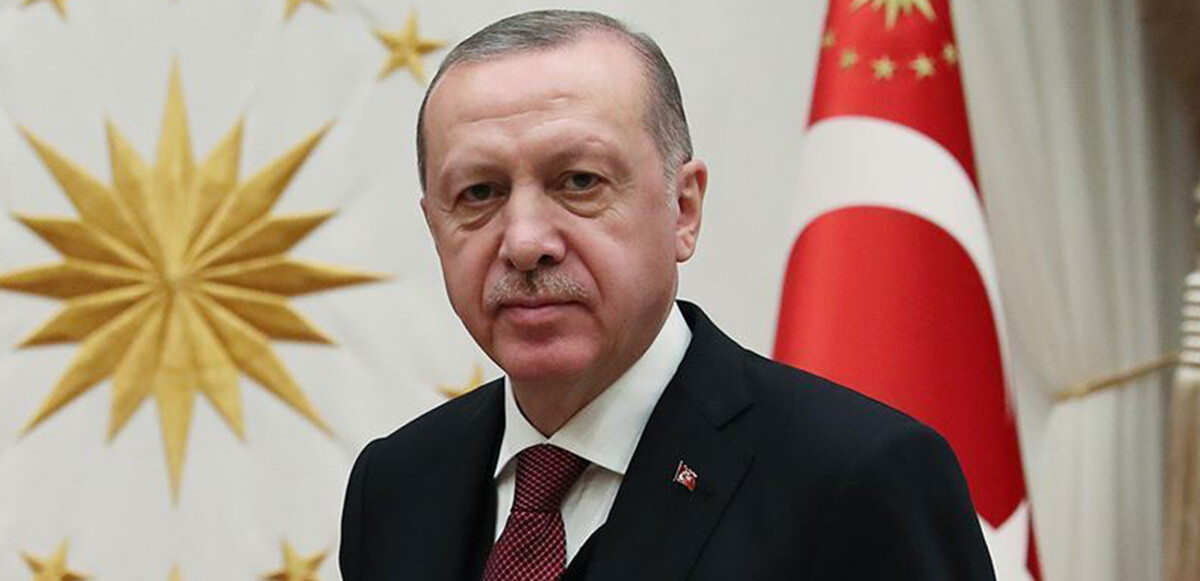 Cumhurbaşkanı Erdoğan karne dağıtım töreninde öğrencilere müjdeyi verdi.