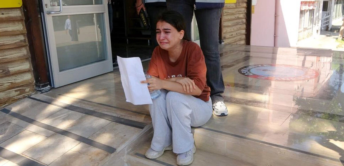 Kimliğini unutan kız öğrenci gözyaşlarına boğuldu: Son anda sınava girebildi