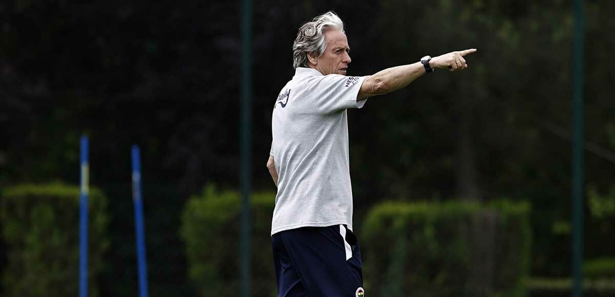 Jorge Jesus neşteri vurdu: 6 yolcu!