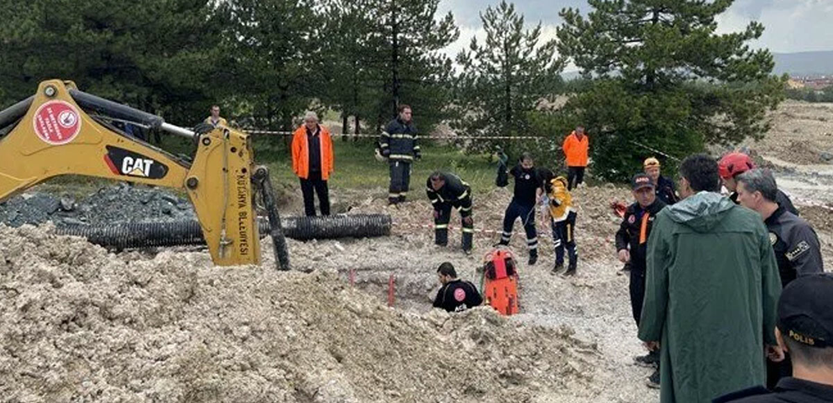 Kütahya'da toprak kayması: Bir işçi hayatını kaybetti