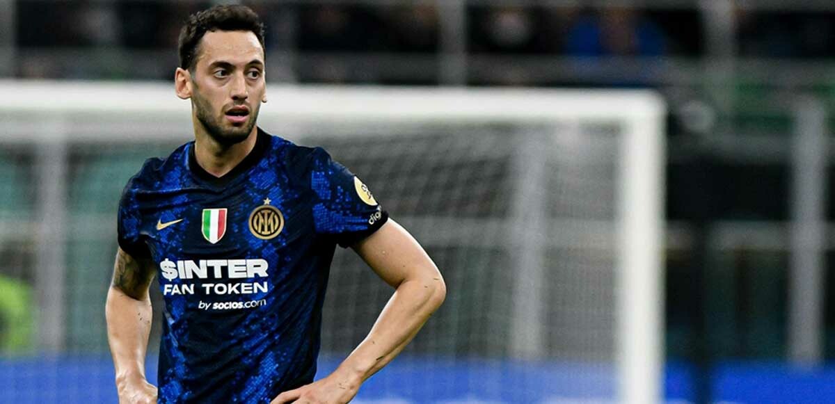 Hakan Çalhanoğlu, Galatasaray&#039;a gelme şartını açıkladı