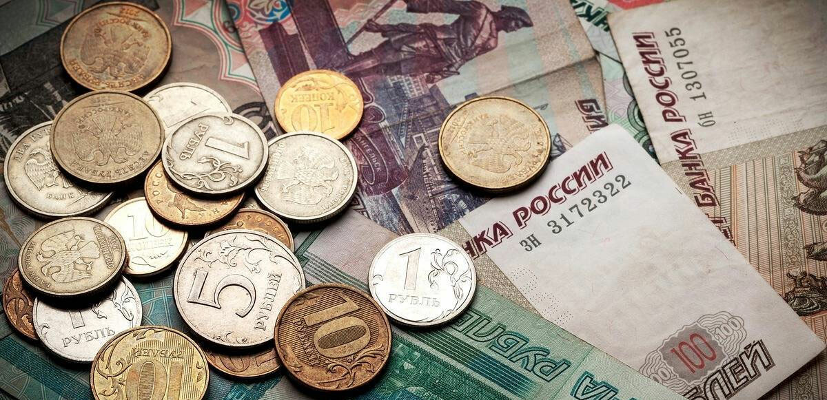 Rusya’ya ambargo ters tepti! Enerji kaynakları Ruble’nin değerini arttırdı
