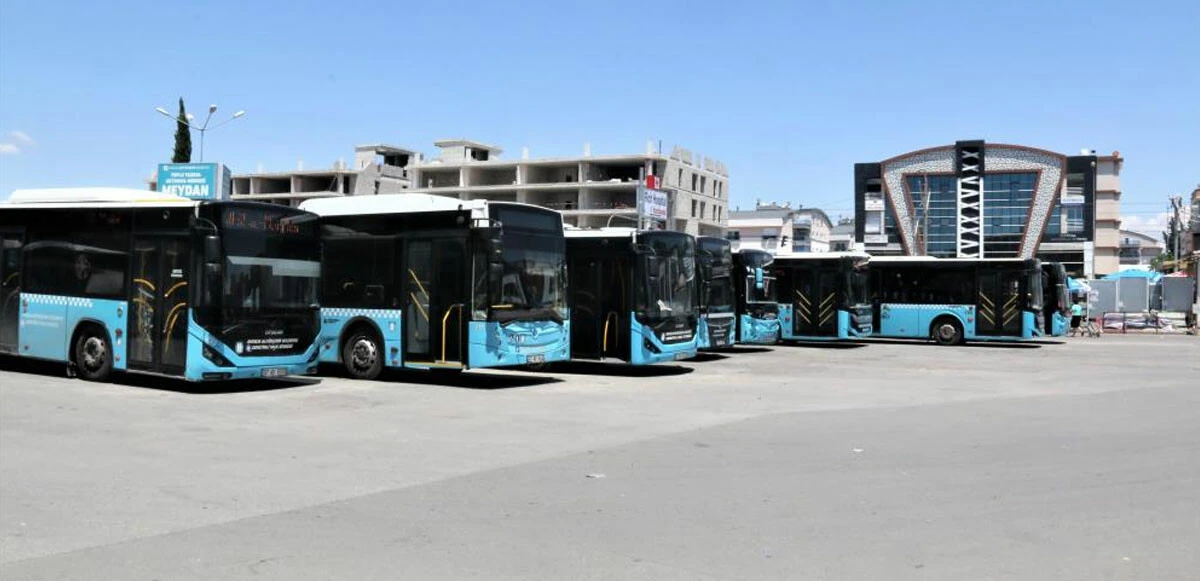 Turizm sezonu açıldı, toplu taşıma araçları şoförsüz kaldı