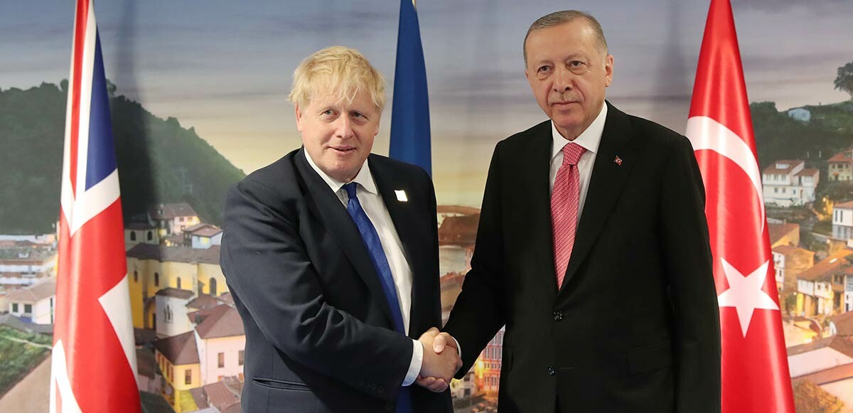 İngiltere Başbakanı Boris Johnson&#039;dan Cumhurbaşkanı Erdoğan&#039;ın liderliğine övgü