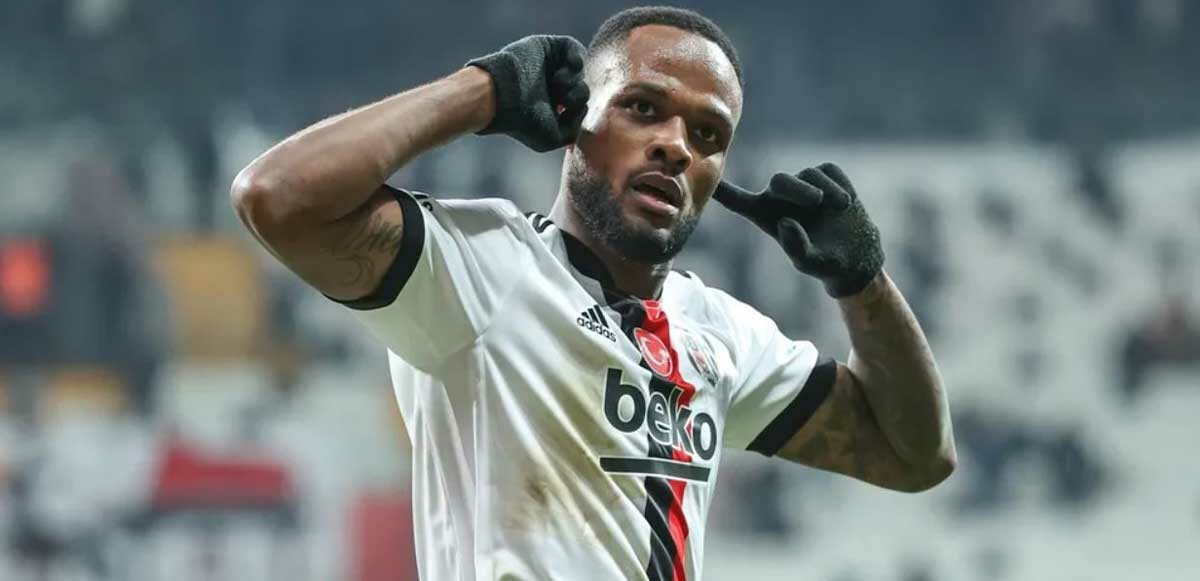 Cyle Larin&#039;in yeni adresi belli oldu!