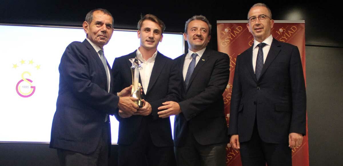 Galatasaray&#039;da Yılın Sporcusu&quot; Kerem Aktürkoğlu seçildi