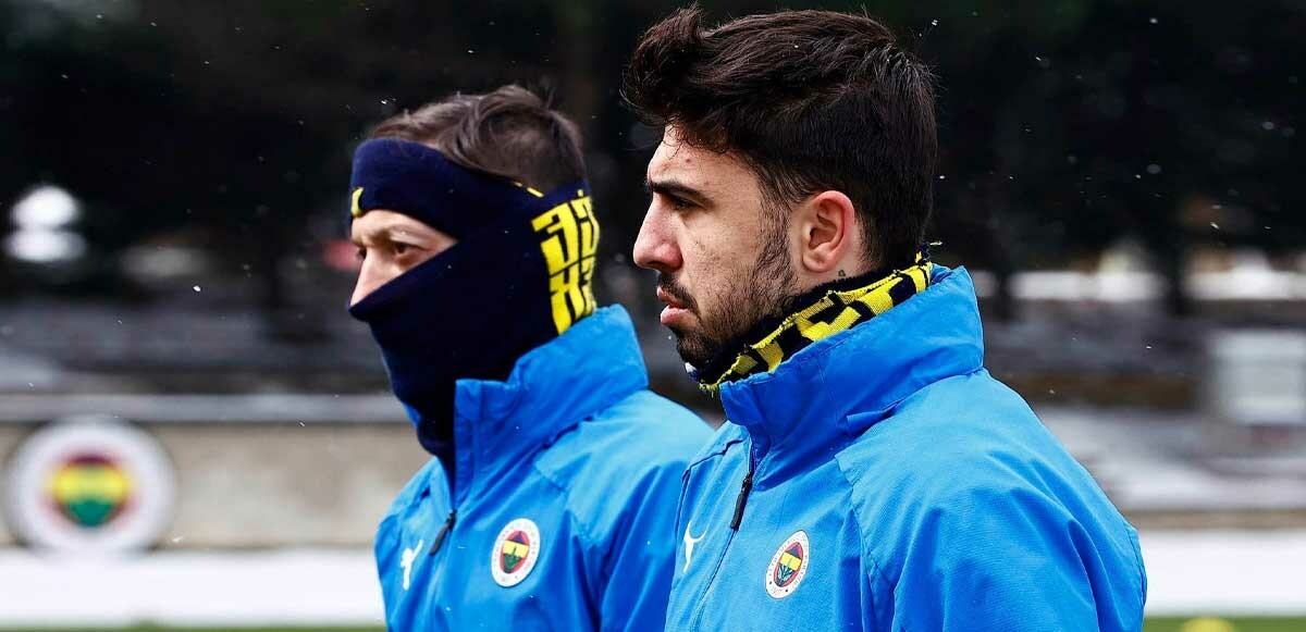 Ozan Tufan, Fenerbahçe&#039;de kadro dışı kalma sürecini anlattı: Mesut ağabey ağlıyordu