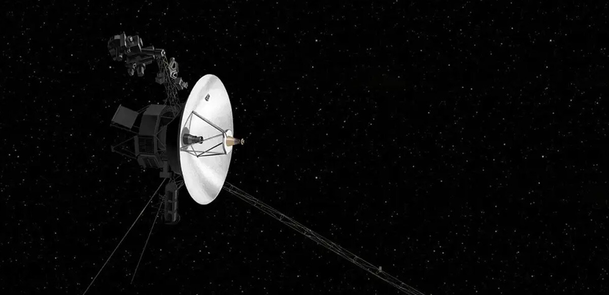 NASA, 1977 yılında bir ay arayla Voyager 1 ve Voyager 2 uzay araçlarını fırlattı
