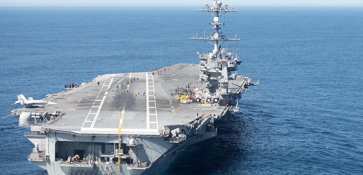 ABD'nin USS Harry S. Truman uçak gemisinde tehlikeli anlar