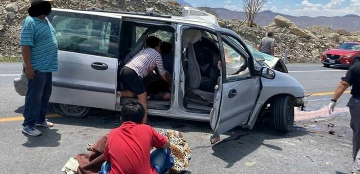 Meksika&#039;da feci kaza! 2 araç kafa kafaya çarpıştı: 5 ölü, 11 yaralı var