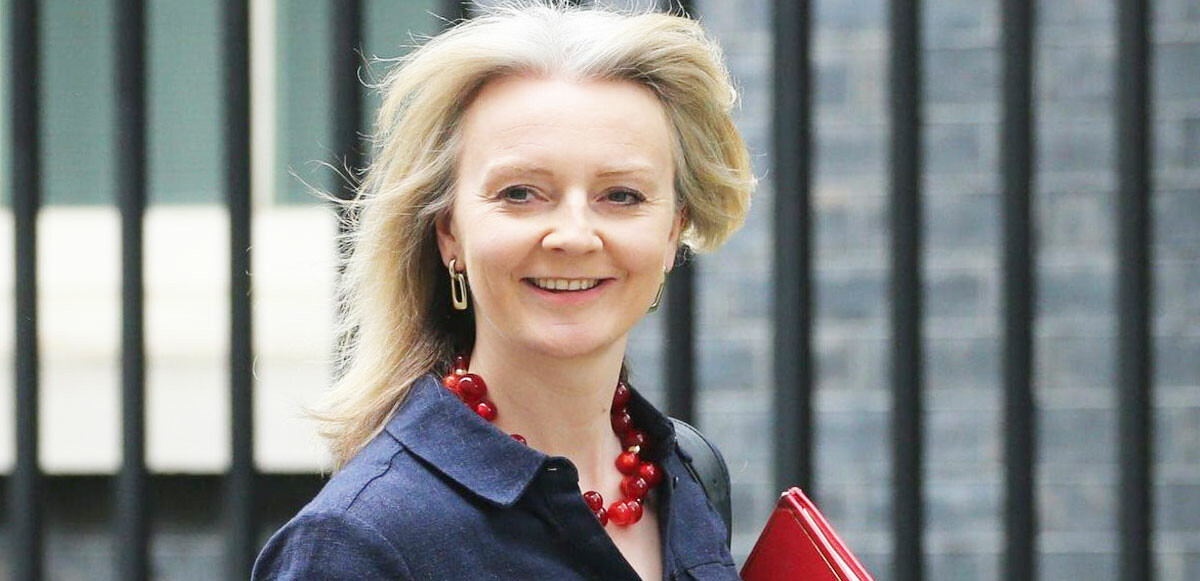 Liz Truss da Muhafazakar Parti liderliği için adaylığını açıkladı