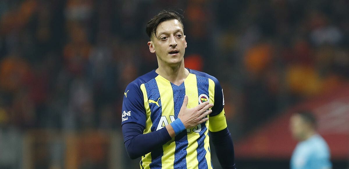 Mesut Özil'den Fenerbahçe'ye sitemkar veda: Daha çok forma şansı bulmak...