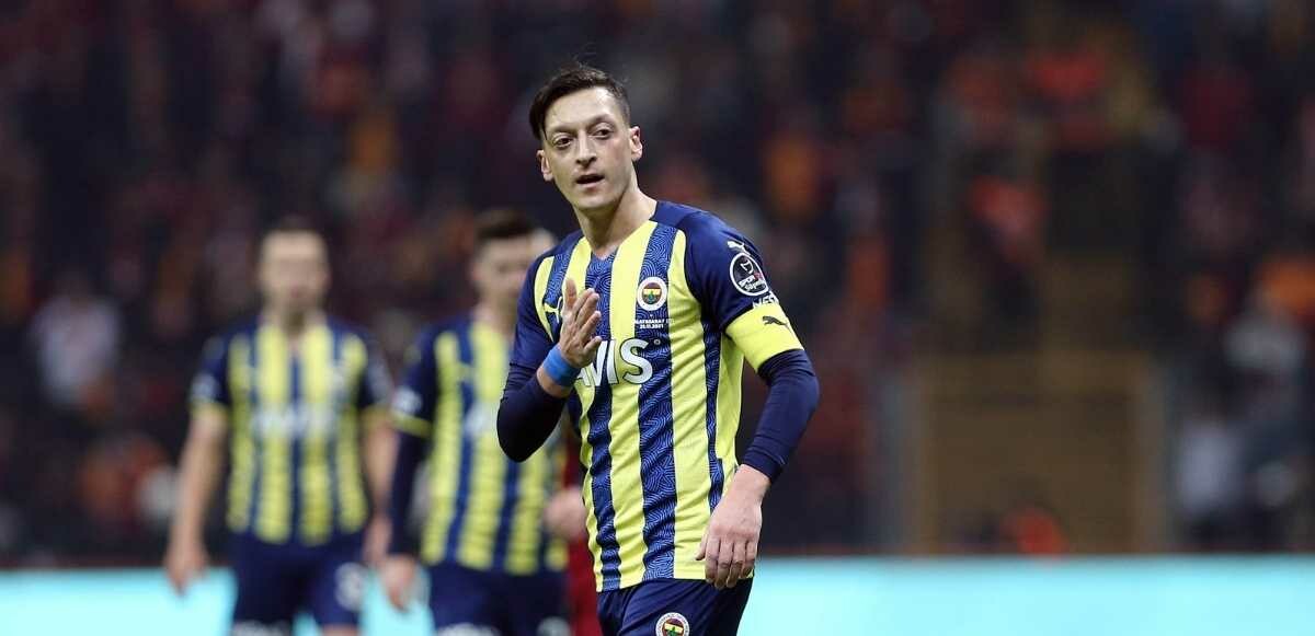 Son Dakika! Fenerbahçe, Mesut Özil&#039;in anlaşmasını karşılıklı feshetti