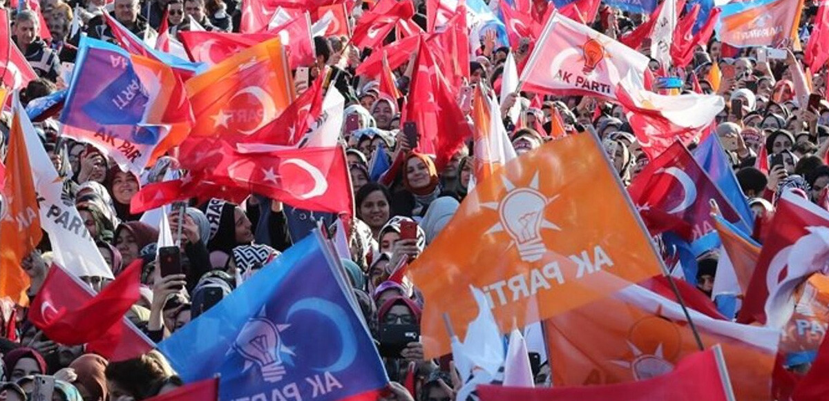 AK Parti&#039;den İstanbul seferberliği! 100 gün boyunca nabız tutulacak
