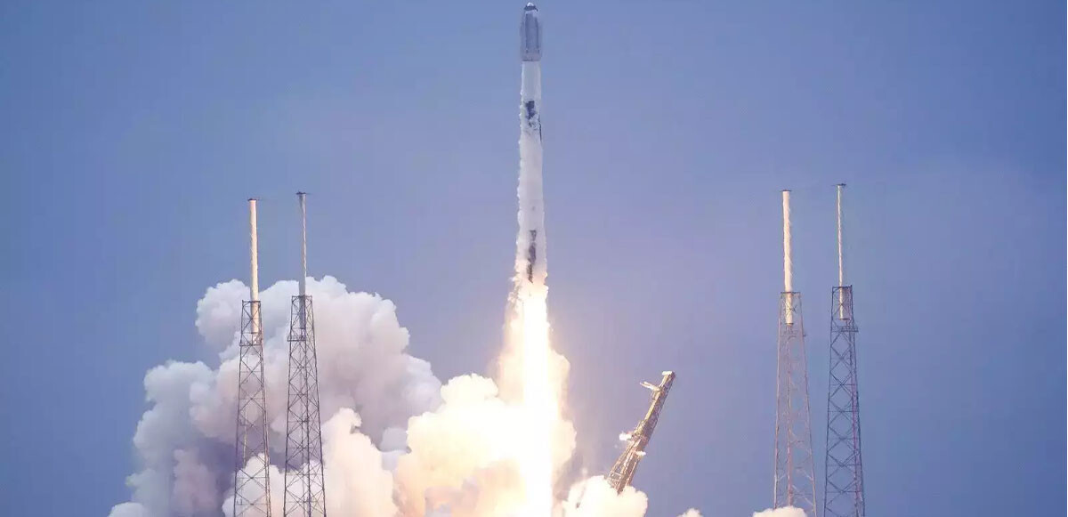 Elon Musk’ın SpaceX şirketi, 53 Starlink uydusunu daha uzaya gönderdi