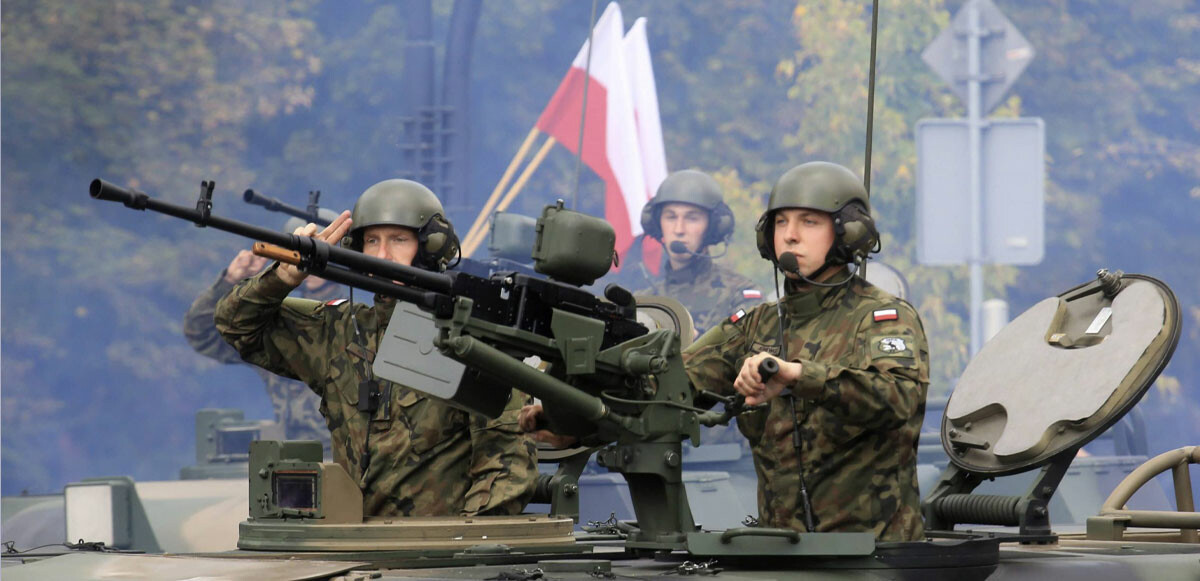 &#039;Cephe hattındayız&#039; diyen Polonya kolları sıvadı! En güçlü NATO ordusunu kuracak