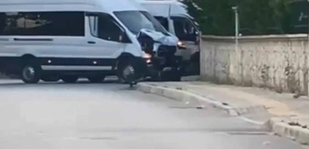 Oğlunu almaya giderken yaşlı adama çarptı! 