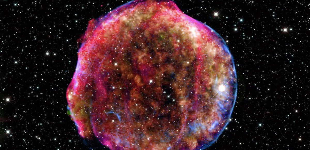 Bilim insanları bile şaşırdı: James Webb teleskobundan sürpriz görüntü! 3 milyar ışık yılındaki süpernovayı kaydetti