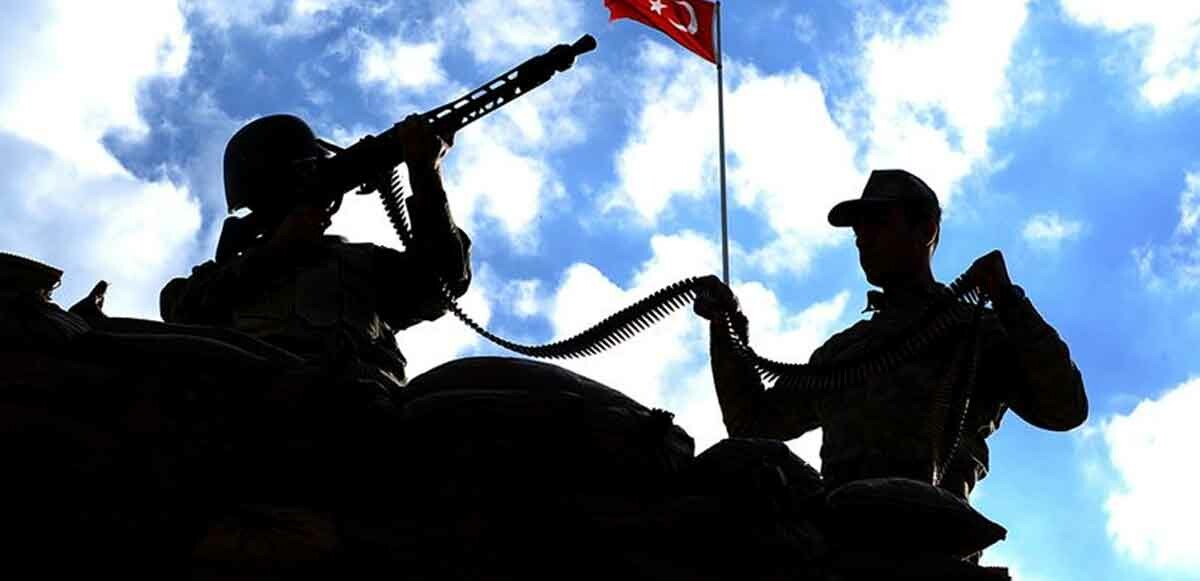 Son dakika: PKK&#039;da çözülme devam ediyor: 3 terörist daha teslim oldu