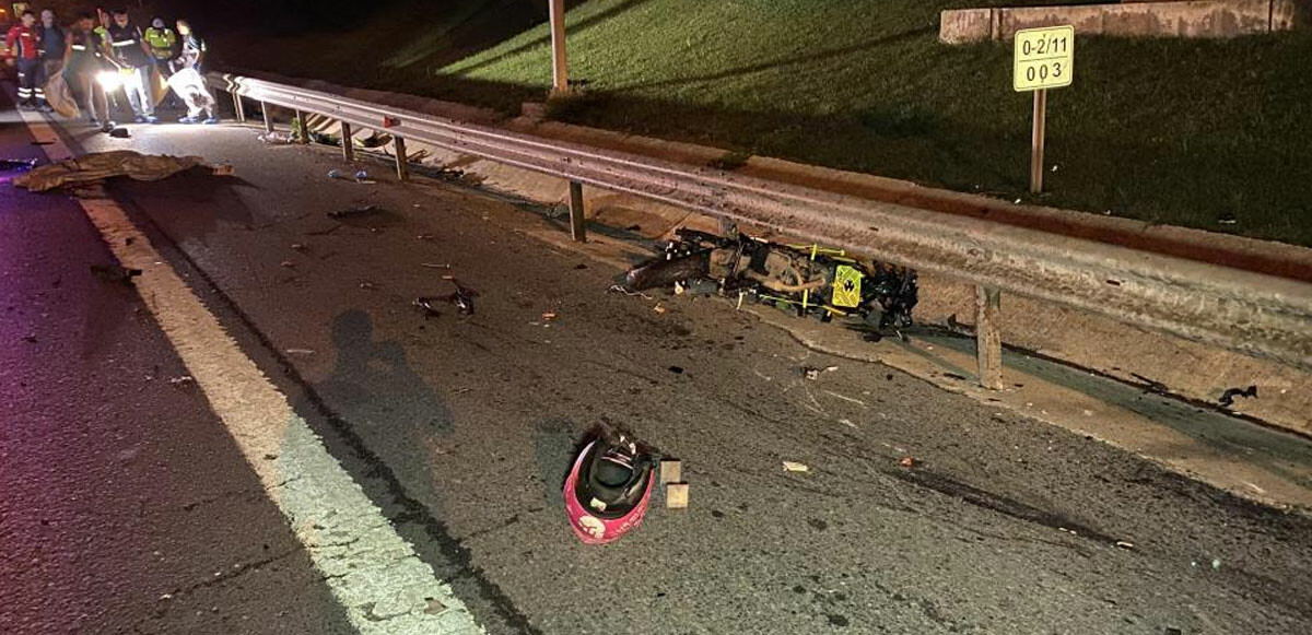 TEM&#039;de feci kaza! Otomobilin çarptığı motosikletteki 2 kişi öldü: Sürücü kaçtı