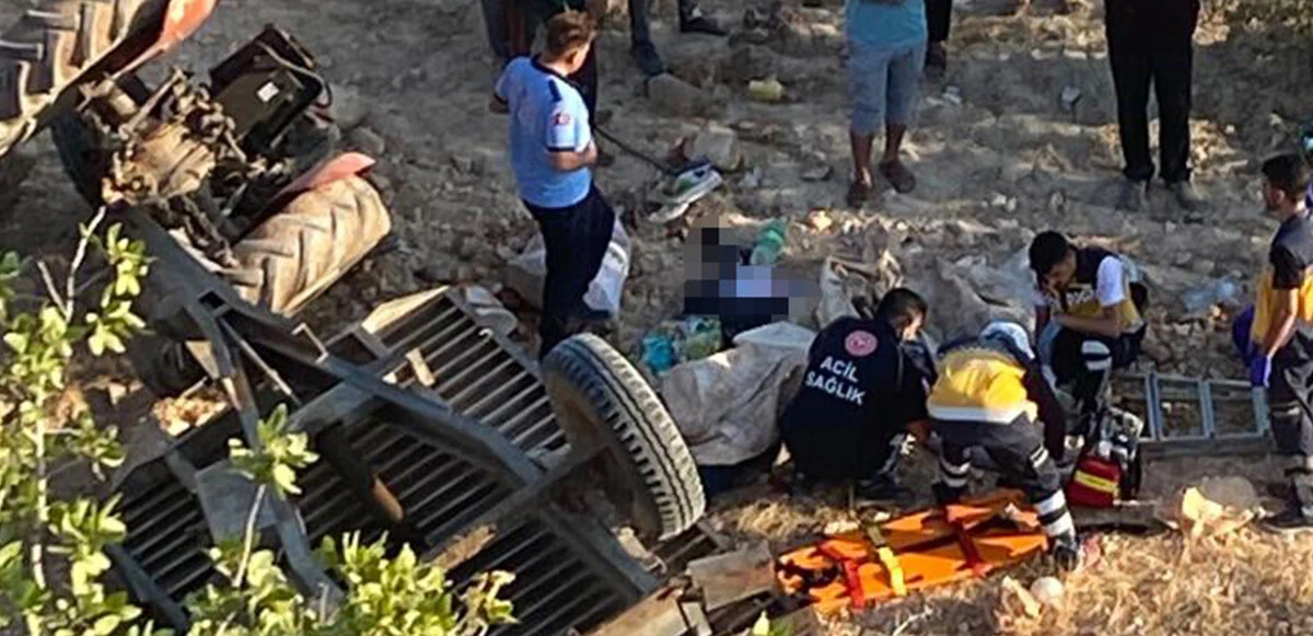 Tarım işçilerini taşıyan traktör şarampole uçtu: 2 ölü, 5 yaralı