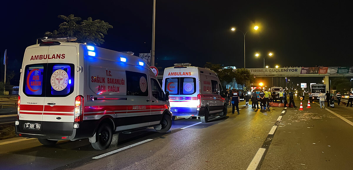 Kartal’da feci kaza! Motosiklet kamyonete çarptı: 2 kişi hayatını kaybetti