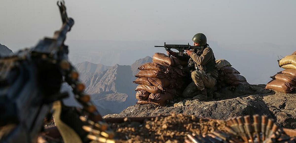 Son dakika! Mehmetçik&#039;ten PKK&#039;ya &#039;Pençe&#039; darbesi: 7 terörist öldürüldü