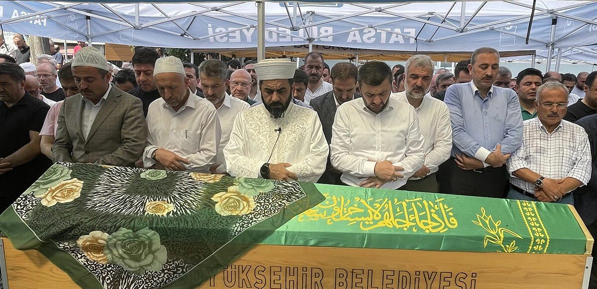 Osman Kabaktepe’nin annesi son yolculuğuna uğurlandı