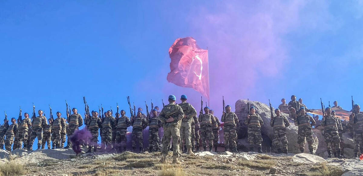 NATO&#039;nun 30 Ağustos mesajı Yunan medyasını çıldırttı