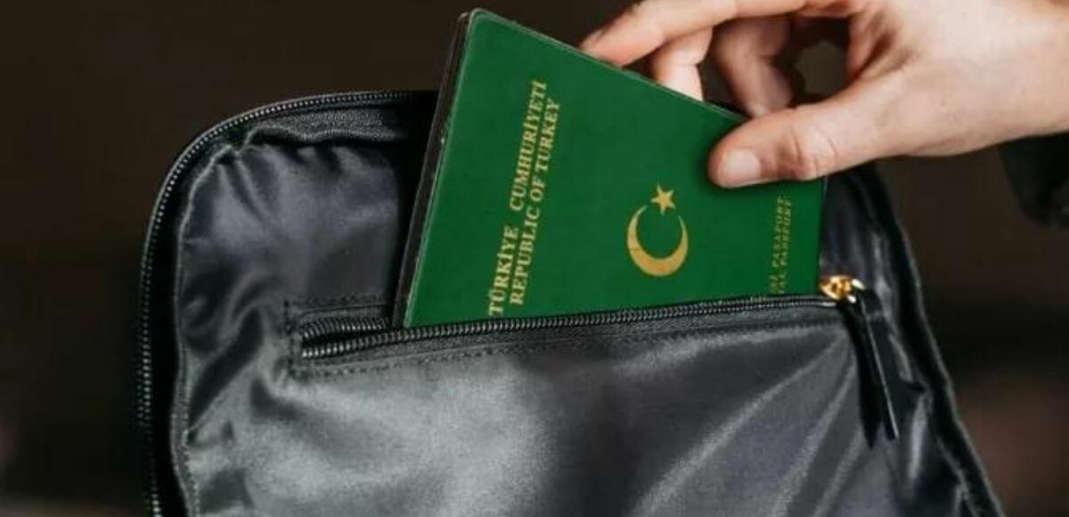 Yeşil pasaport 10 yıla  mı çıkarıldı? Yeşil pasaportu kimler alabilir?