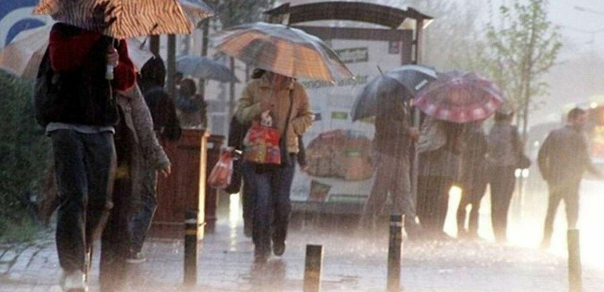 Son dakika! AFAD&#039;dan Orta ve Doğu Karadeniz&#039;e sağanak uyarısı: Sel, su baskını ve heyelana dikkat!