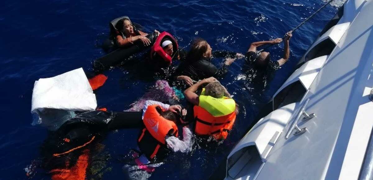 Son dakika! Ege açıklarında göçmenlere Yunan zulmü: 2&#039;si bebek 3&#039;ü çocuk 6 kişi hayatını kaybetti