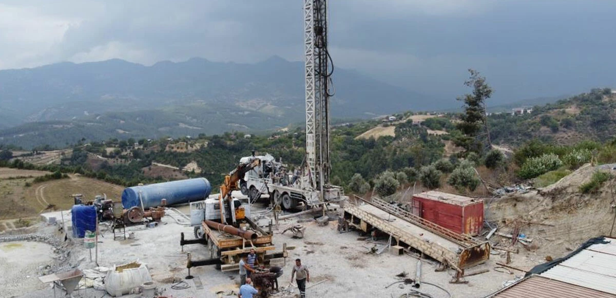 Adana'da petrol heyecanı: Sondaj kuyusu açma çalışması başladı
